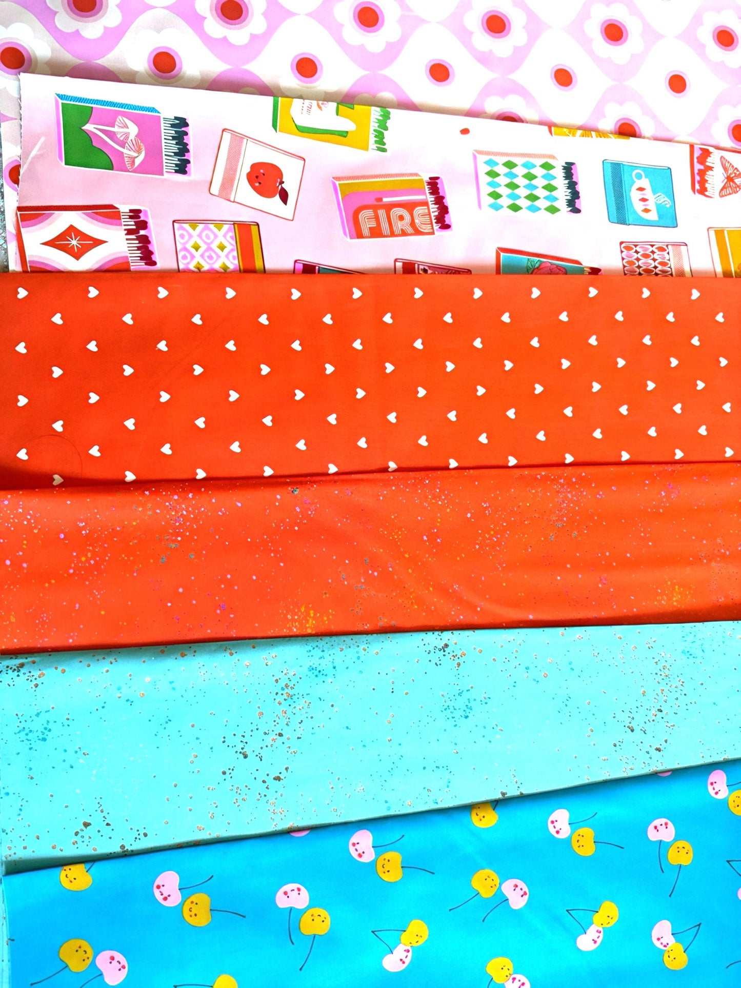 Retro Cherry Pop 6-pc FQ Bundle