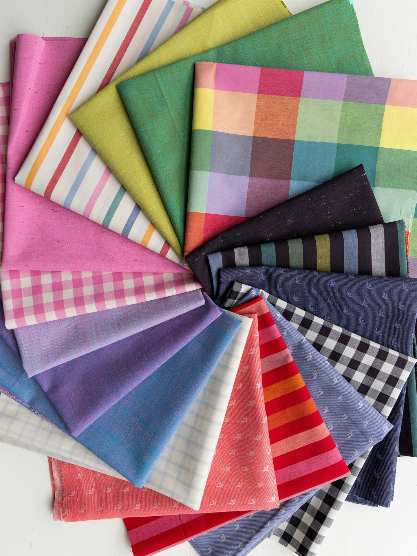Picnic WOVENS Full Collection Bundle | 17 Fat Quarters or Half Yards | Suzy Quilts for Art Gallery Fabrics